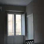 Sapri Oda ve Kahvaltı 4*