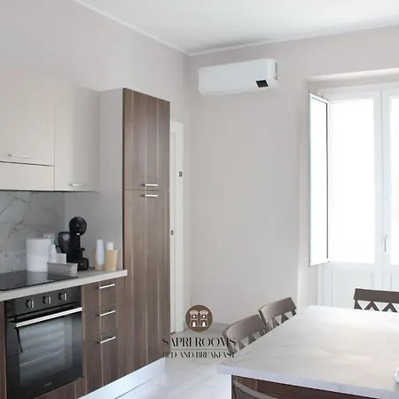 Sapri Bed & Breakfast 4*