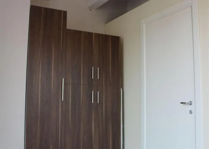 לינה וארוחת בוקר Sapri