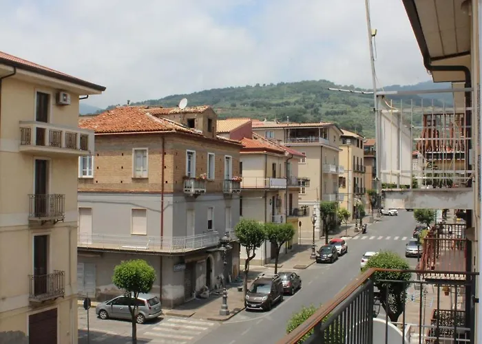 Sapri לינה וארוחת בוקר 4*